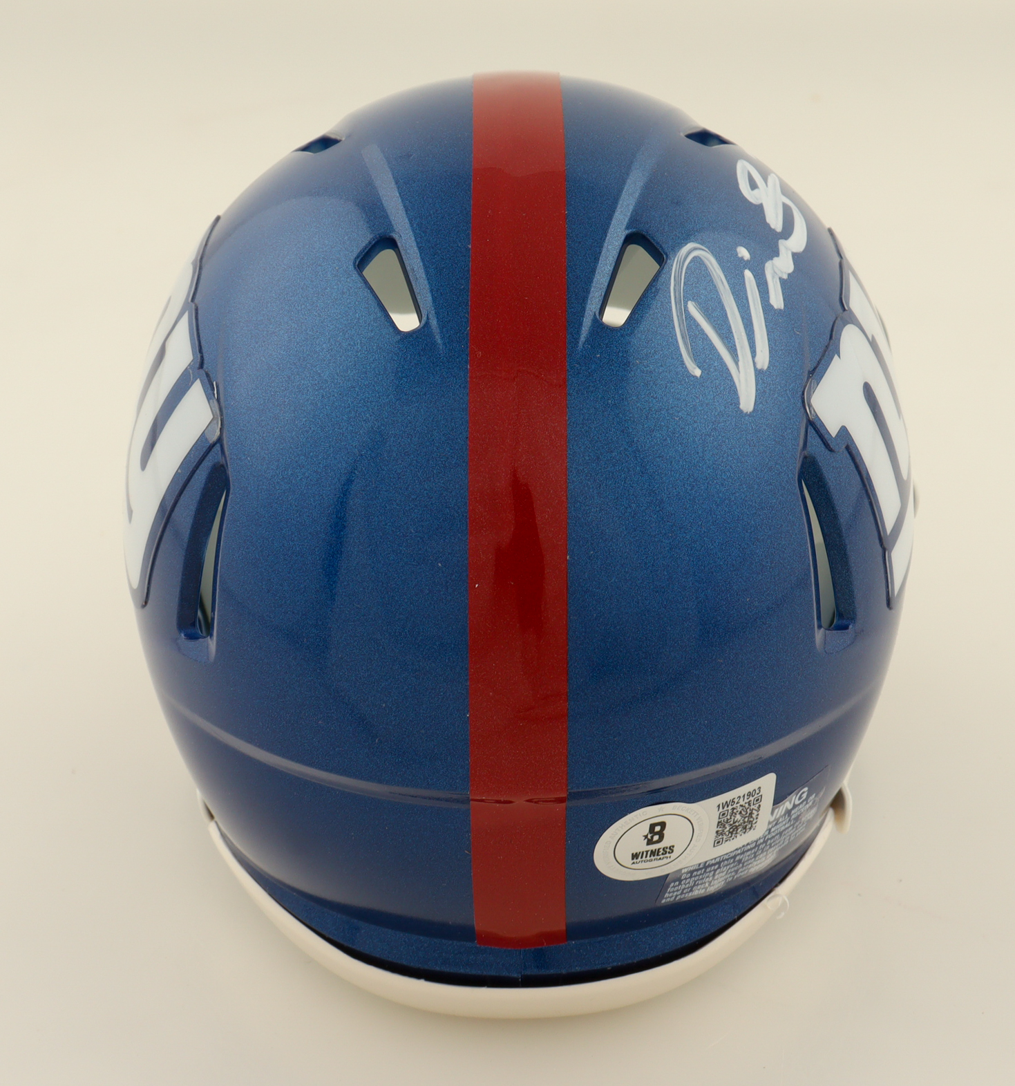 Devin Singletary Signed Giants Speed Mini Helmet (Beckett) at PristineAuction.com Devin Singletary Signed Giants Speed Mini Helmet (Beckett) at PristineAuction.com