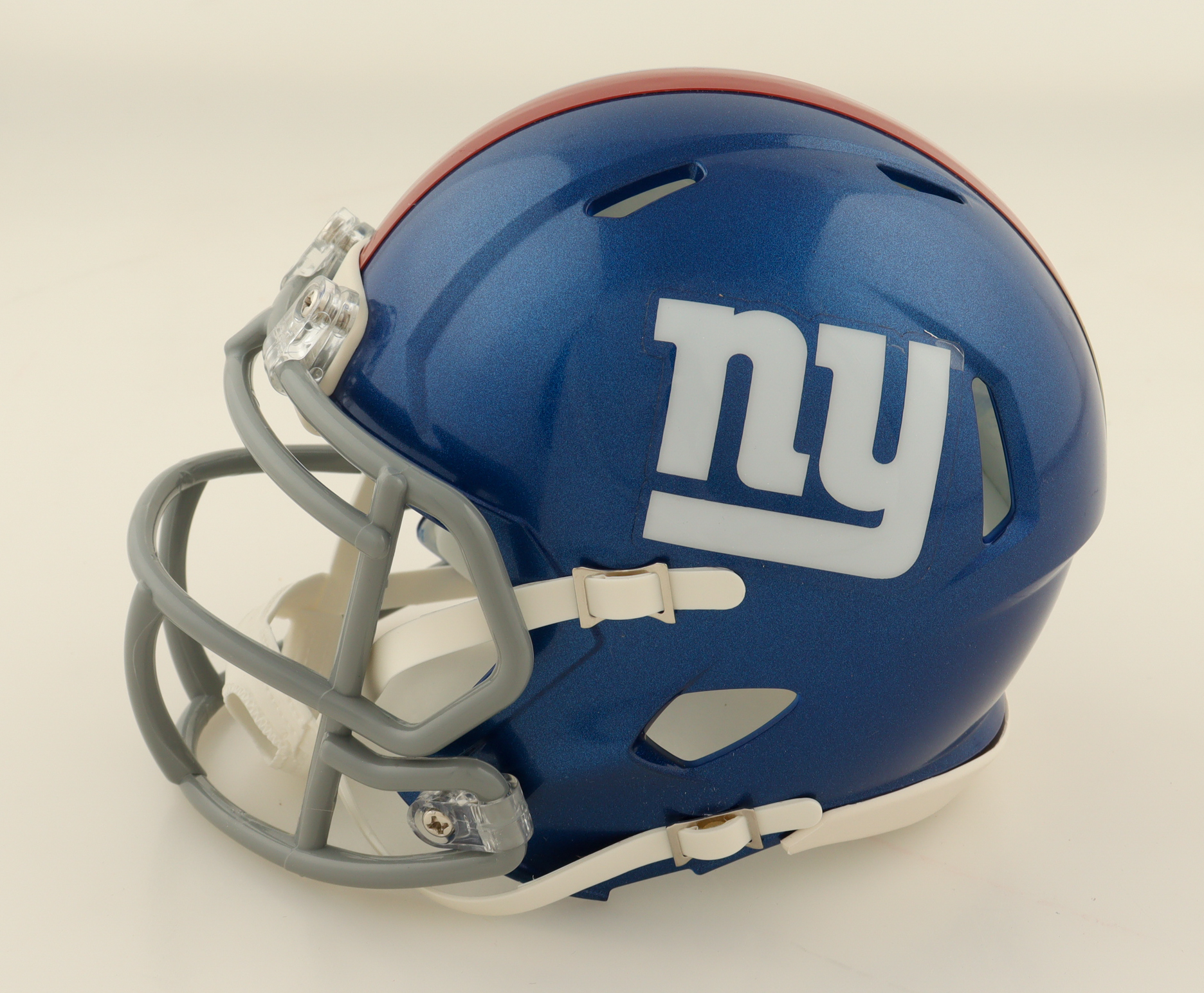 Devin Singletary Signed Giants Speed Mini Helmet (Beckett) at PristineAuction.com Devin Singletary Signed Giants Speed Mini Helmet (Beckett) at PristineAuction.com