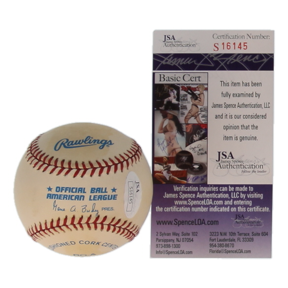 Yogi Berra Signed OAL Baseball (JSA) at PristineAuction.com Yogi Berra Signed OAL Baseball (JSA) at PristineAuction.com