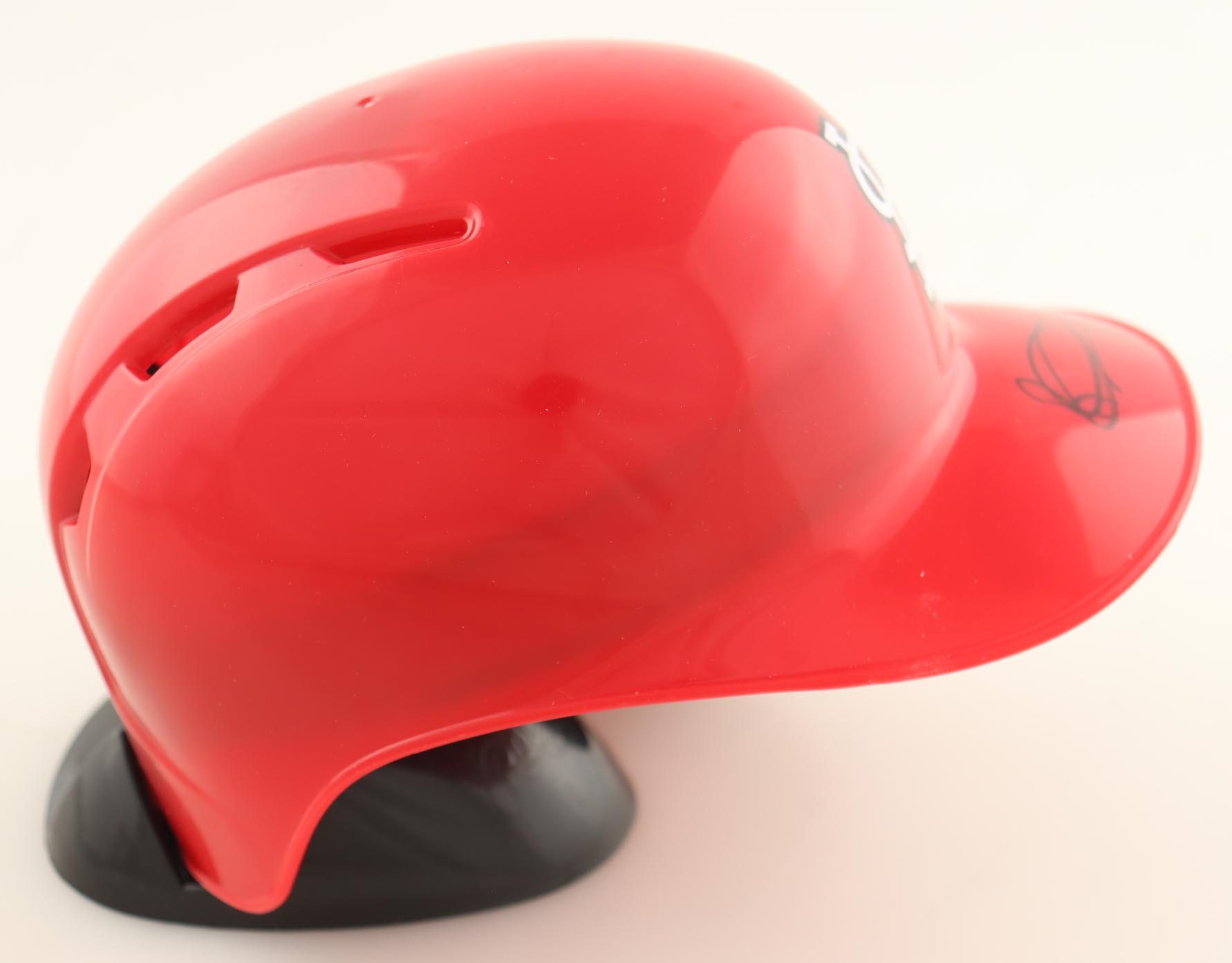 Rainiel Rodriguez Signed Cardinals Mini Batting Helmet (JSA) at PristineAuction.com Rainiel Rodriguez Signed Cardinals Mini Batting Helmet (JSA) at PristineAuction.com