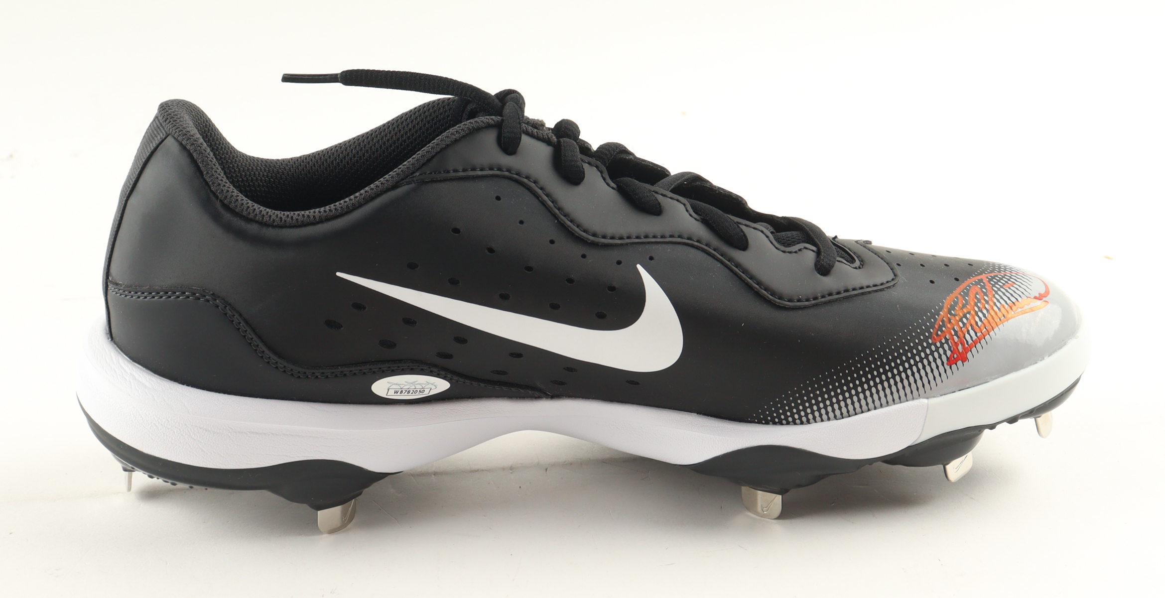 Bartolo Colon Signed Nike Cleat (JSA) at PristineAuction.com Bartolo Colon Signed Nike Cleat (JSA) at PristineAuction.com