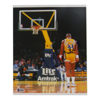 Kareem Abdul-Jabbar Signed Lakers 8x10 Photo (Beckett) at PristineAuction.com