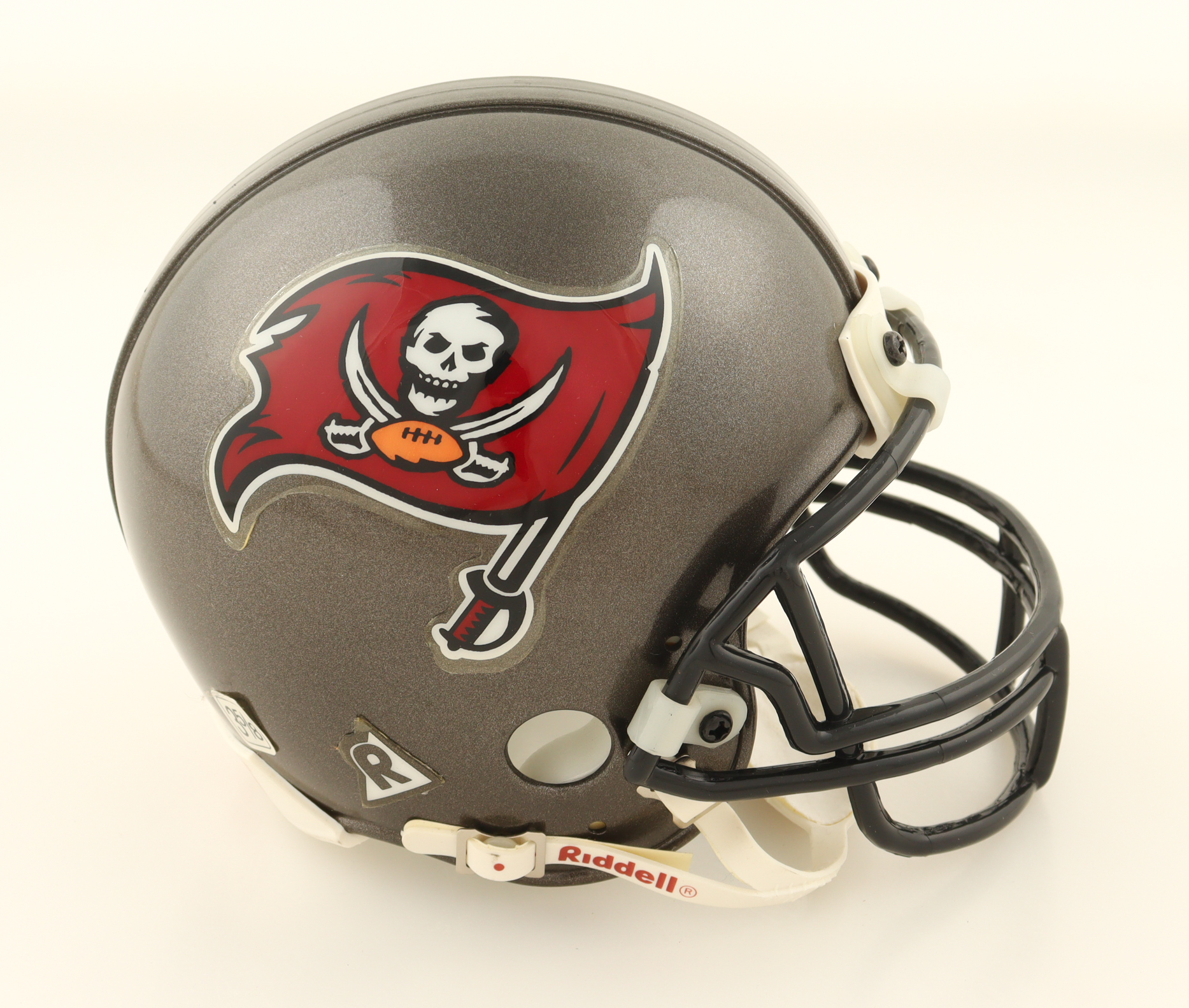 Dexter Jackson Signed Buccaneers Mini Helmet Inscribed "S.B. 37 M.V.P" (JSA & Schwartz) at PristineAuction.com Dexter Jackson Signed Buccaneers Mini Helmet Inscribed "S.B. 37 M.V.P" (JSA & Schwartz) at PristineAuction.com