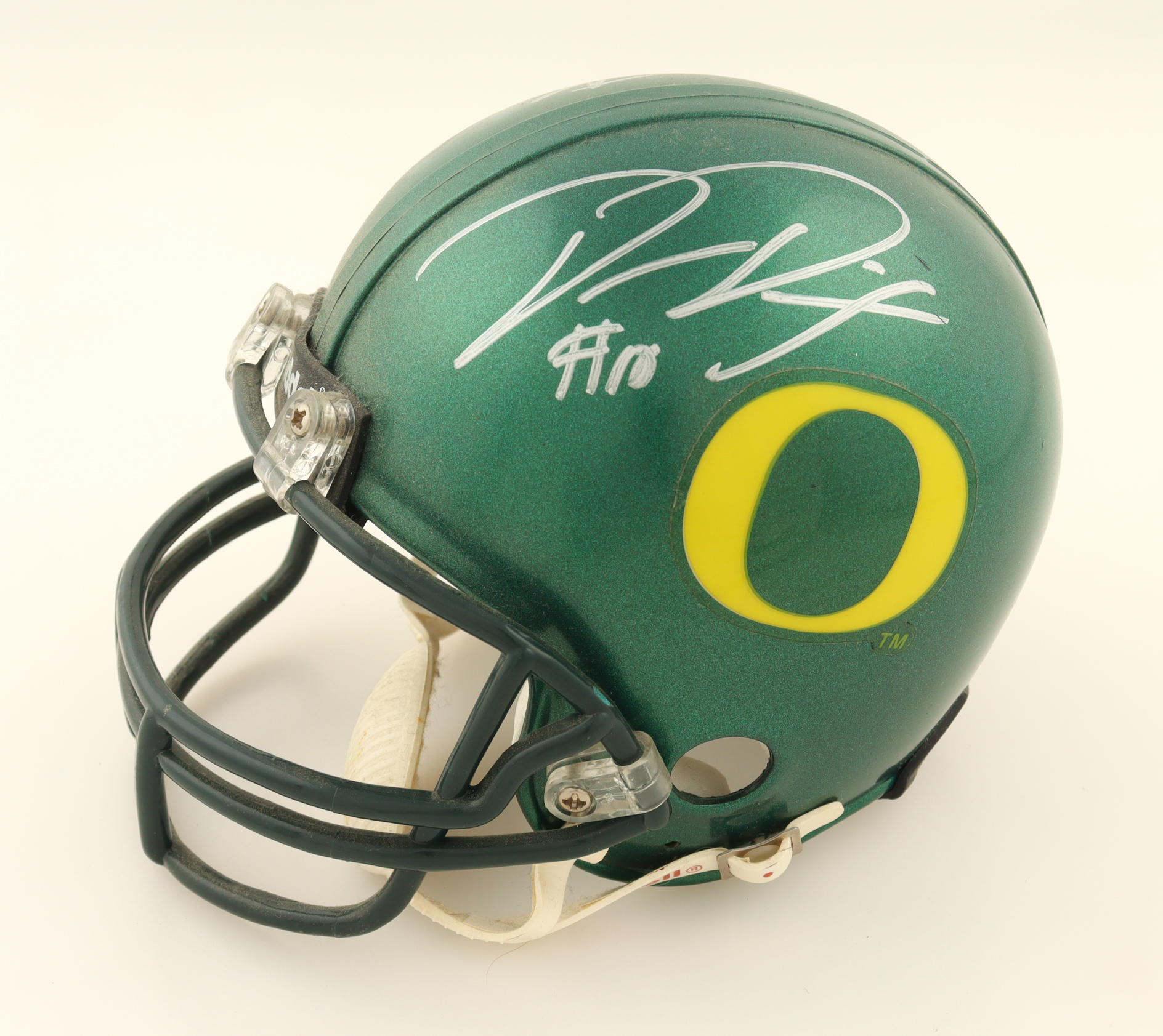 Jonathan Stewart & Dennis Dixon Signed Oregon Ducks Mini Helmet (JSA) at PristineAuction.com Jonathan Stewart & Dennis Dixon Signed Oregon Ducks Mini Helmet (JSA) at PristineAuction.com
