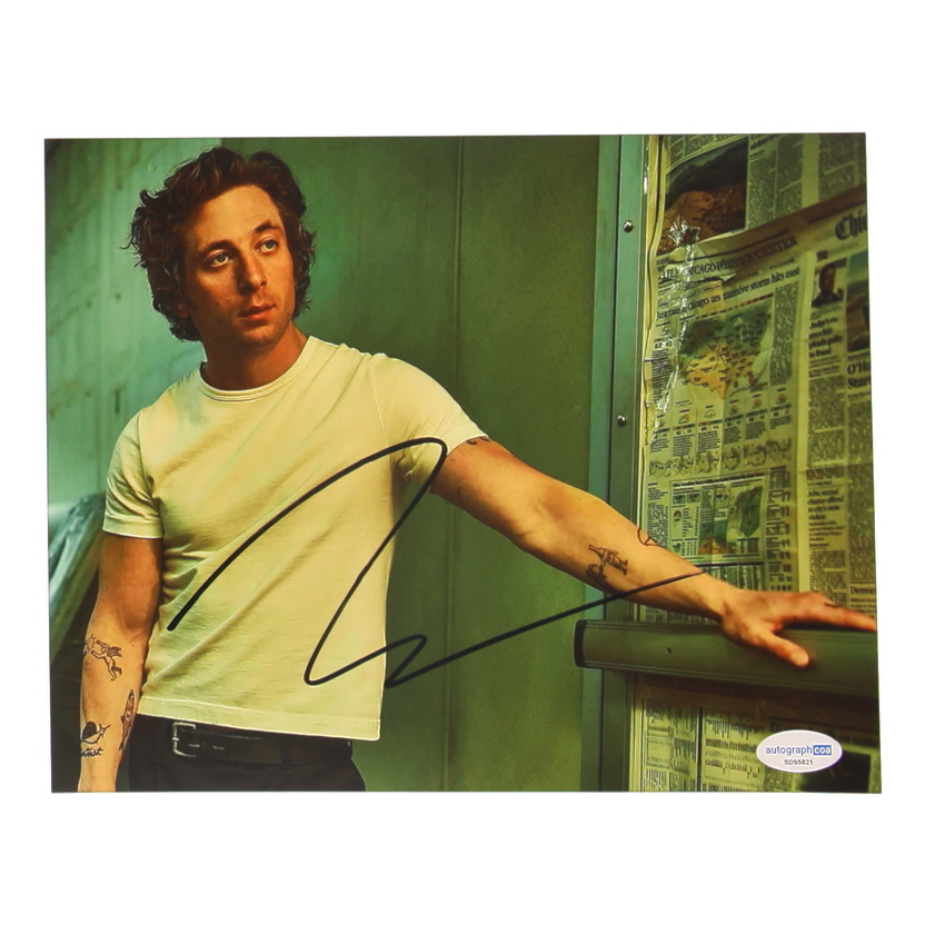 Jeremy Allen White Signed "The Bear" 8x10 Photo (ACOA) at PristineAuction.com Jeremy Allen White Signed "The Bear" 8x10 Photo (ACOA) at PristineAuction.com