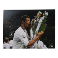 Cristiano Ronaldo Signed 12x16 Photo (Beckett) at PristineAuction.com