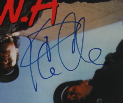 Ice Cube Signed Cut with "Straight Outta Compton" Vinyl LP Album Jacket (Beckett) at PristineAuction.com Ice Cube Signed Cut with "Straight Outta Compton" Vinyl LP Album Jacket (Beckett) at PristineAuction.com
