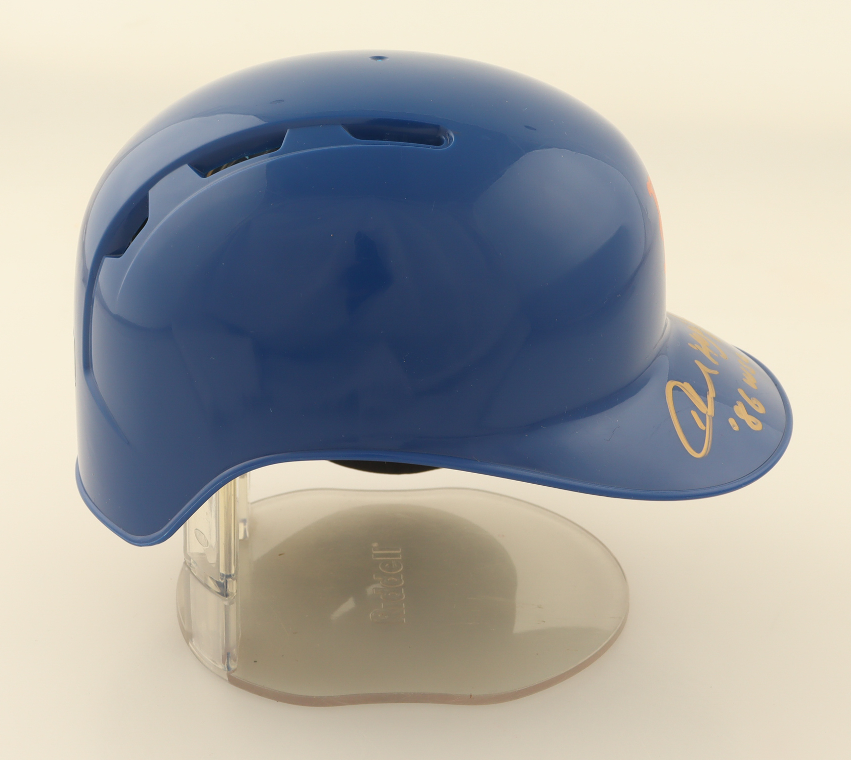 Howard Johnson Signed Mets Mini Batting Helmet Inscribed "86 WSC" (Beckett) at PristineAuction.com Howard Johnson Signed Mets Mini Batting Helmet Inscribed "86 WSC" (Beckett) at PristineAuction.com