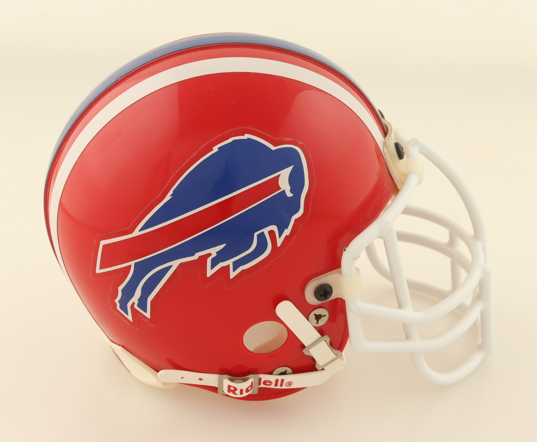 Thurman Thomas Signed Bills Mini Helmet (Beckett) at PristineAuction.com Thurman Thomas Signed Bills Mini Helmet (Beckett) at PristineAuction.com