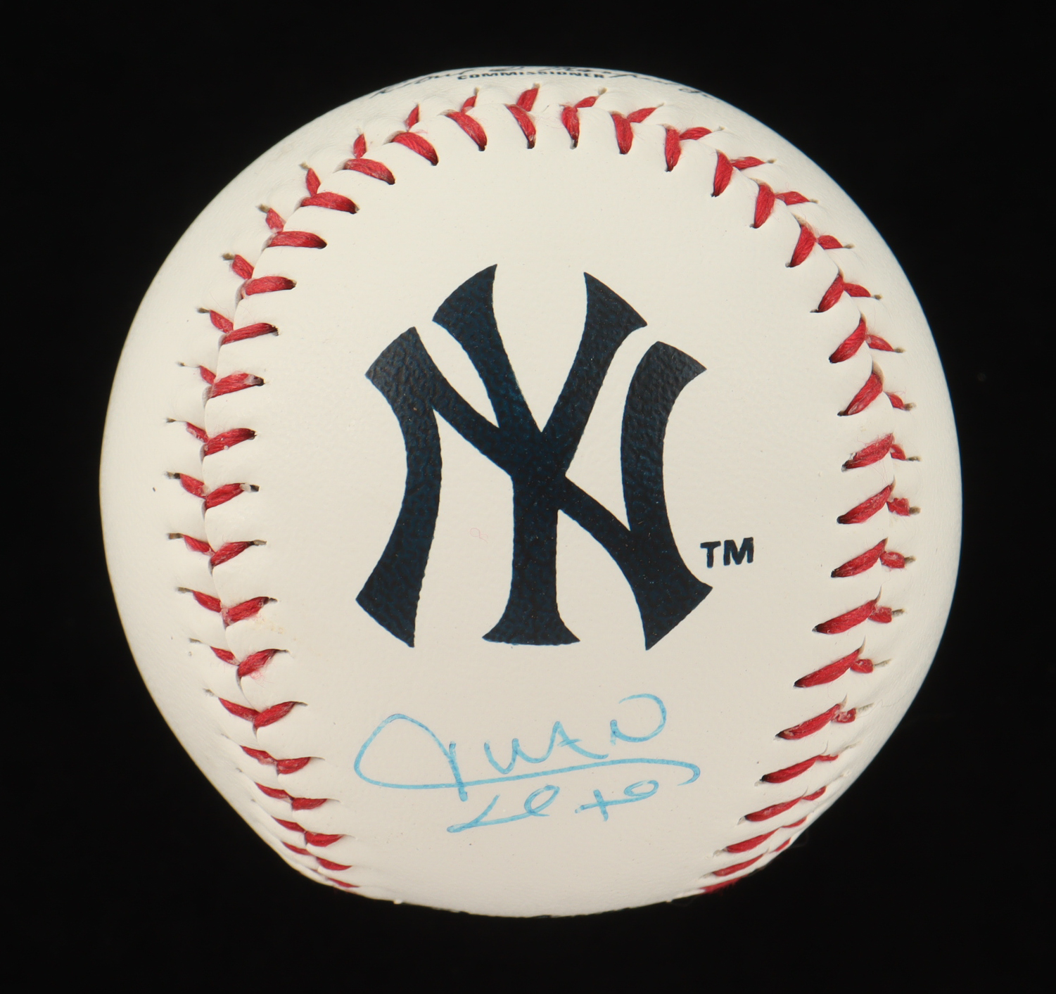 Juan Soto Signed OML Yankees Logo Baseball (Beckett) at PristineAuction.com Juan Soto Signed OML Yankees Logo Baseball (Beckett) at PristineAuction.com