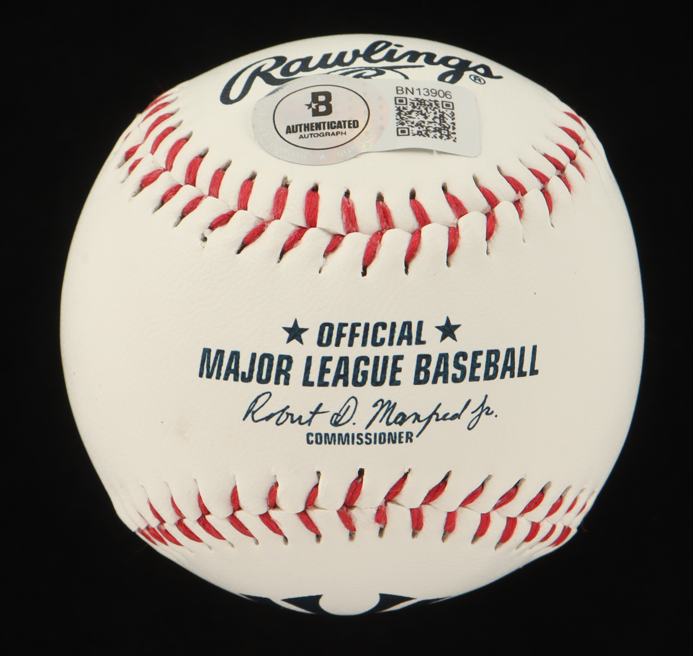 Juan Soto Signed OML Yankees Logo Baseball (Beckett) at PristineAuction.com Juan Soto Signed OML Yankees Logo Baseball (Beckett) at PristineAuction.com