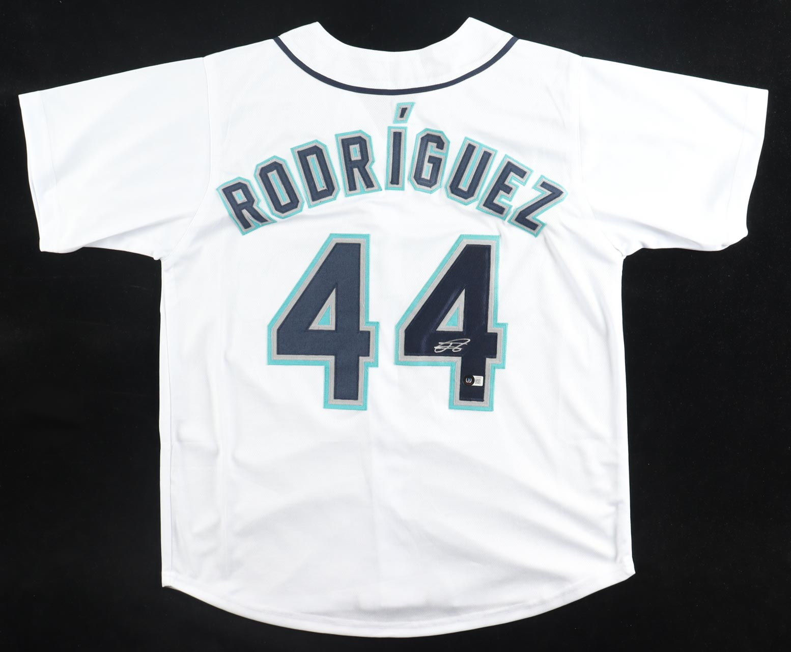 Julio Rodriguez Signed Jersey (Beckett) at PristineAuction.com Julio Rodriguez Signed Jersey (Beckett) at PristineAuction.com
