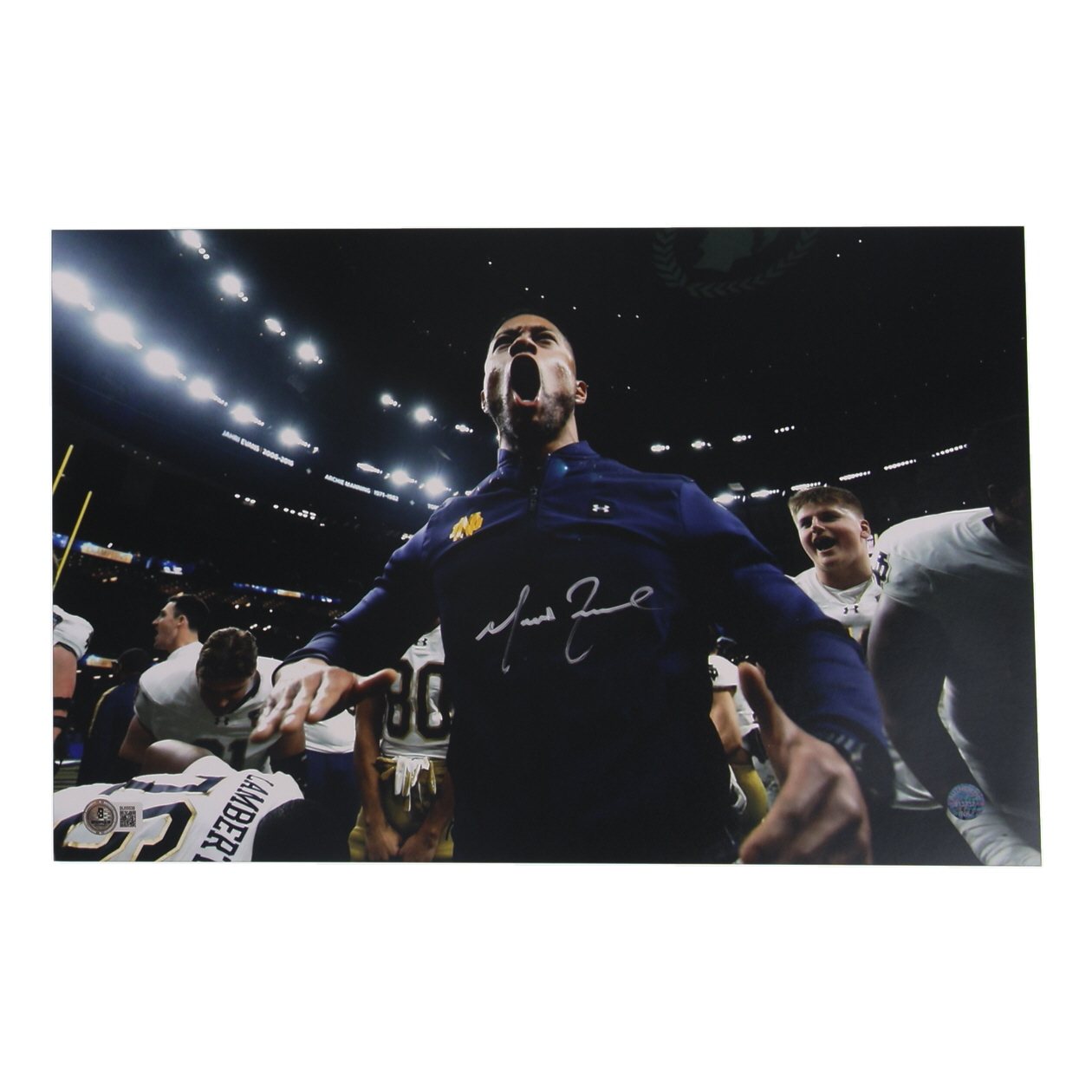 Marcus Freeman Signed Notre Dame Fighting Irish 11x17 Photo (Beckett) at PristineAuction.com Marcus Freeman Signed Notre Dame Fighting Irish 11x17 Photo (Beckett) at PristineAuction.com