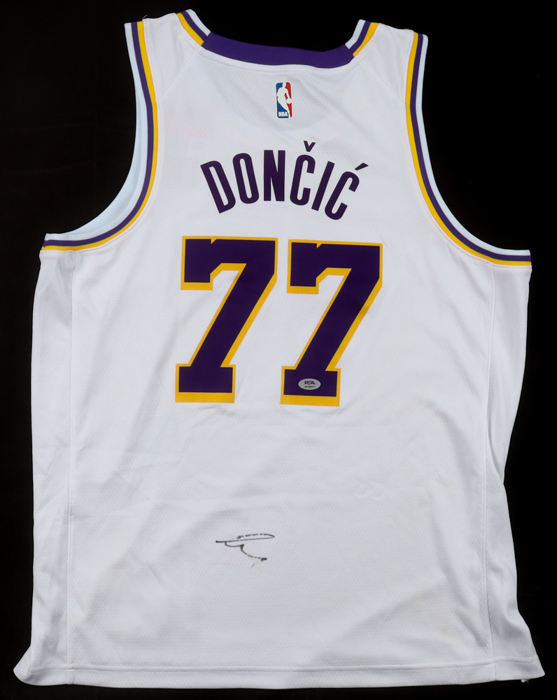 Luka Doncic Signed Lakers Nike Authentic Jersey (PSA) at PristineAuction.com Luka Doncic Signed Lakers Nike Authentic Jersey (PSA) at PristineAuction.com