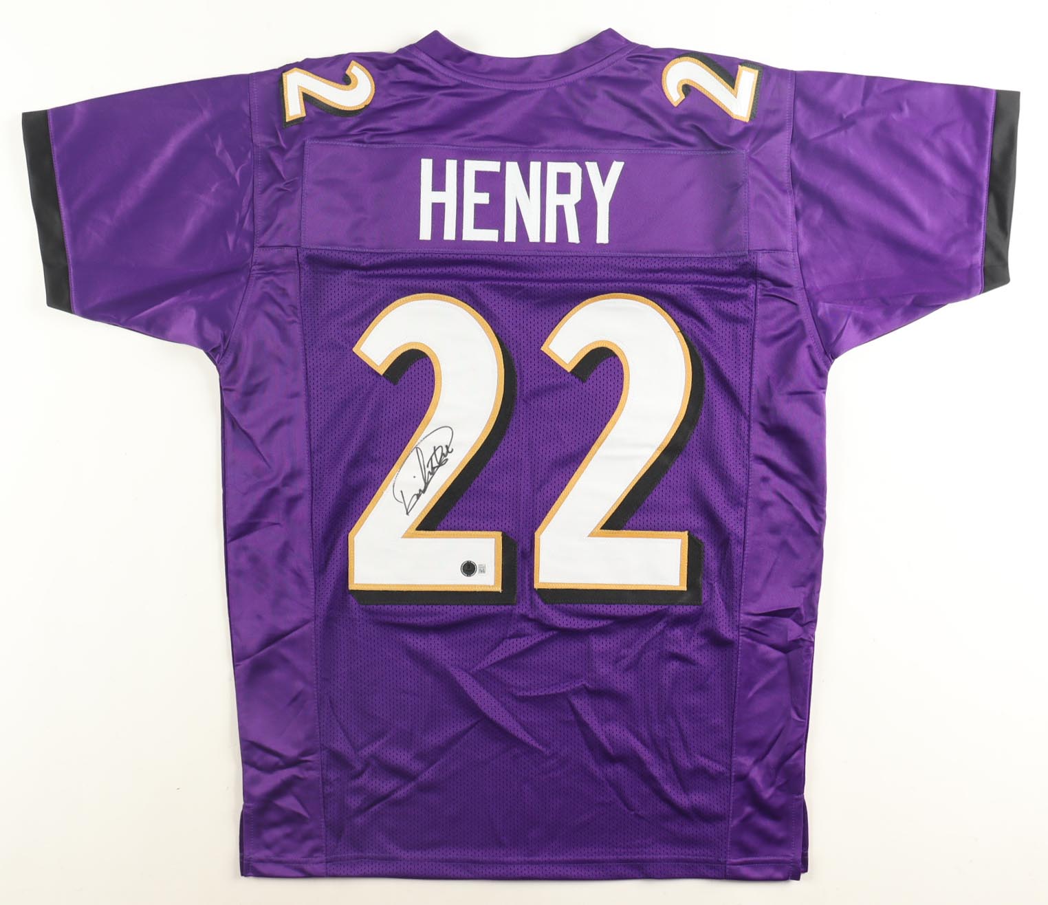 Derrick Henry Signed Jersey (Beckett) at PristineAuction.com Derrick Henry Signed Jersey (Beckett) at PristineAuction.com