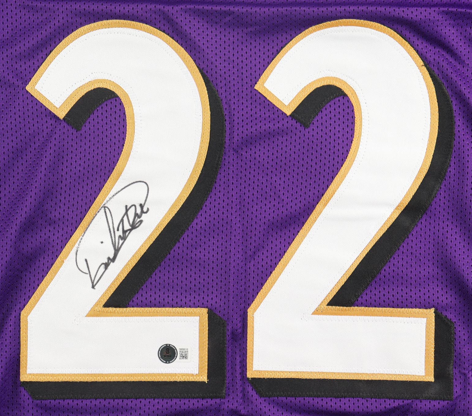 Derrick Henry Signed Jersey (Beckett) at PristineAuction.com Derrick Henry Signed Jersey (Beckett) at PristineAuction.com