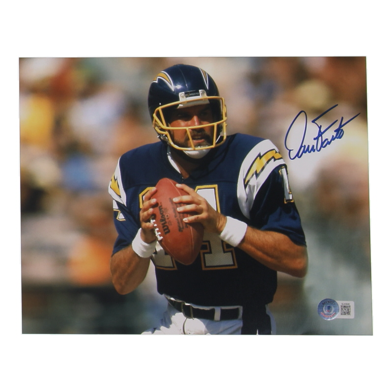 Dan Fouts Signed Chargers 8x10 Photo (Beckett) at PristineAuction.com Dan Fouts Signed Chargers 8x10 Photo (Beckett) at PristineAuction.com