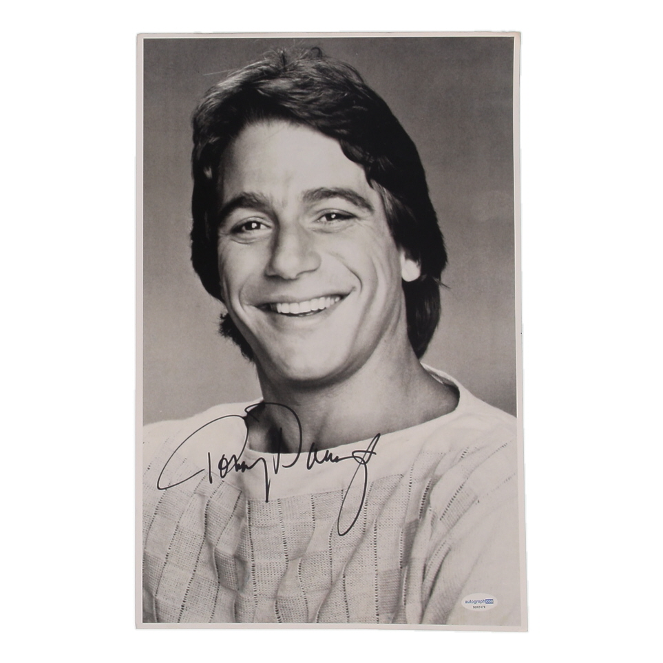 Tony Danza Signed "Who's the Boss?" 11x17 Photo (ACOA) at PristineAuction.com Tony Danza Signed "Who's the Boss?" 11x17 Photo (ACOA) at PristineAuction.com