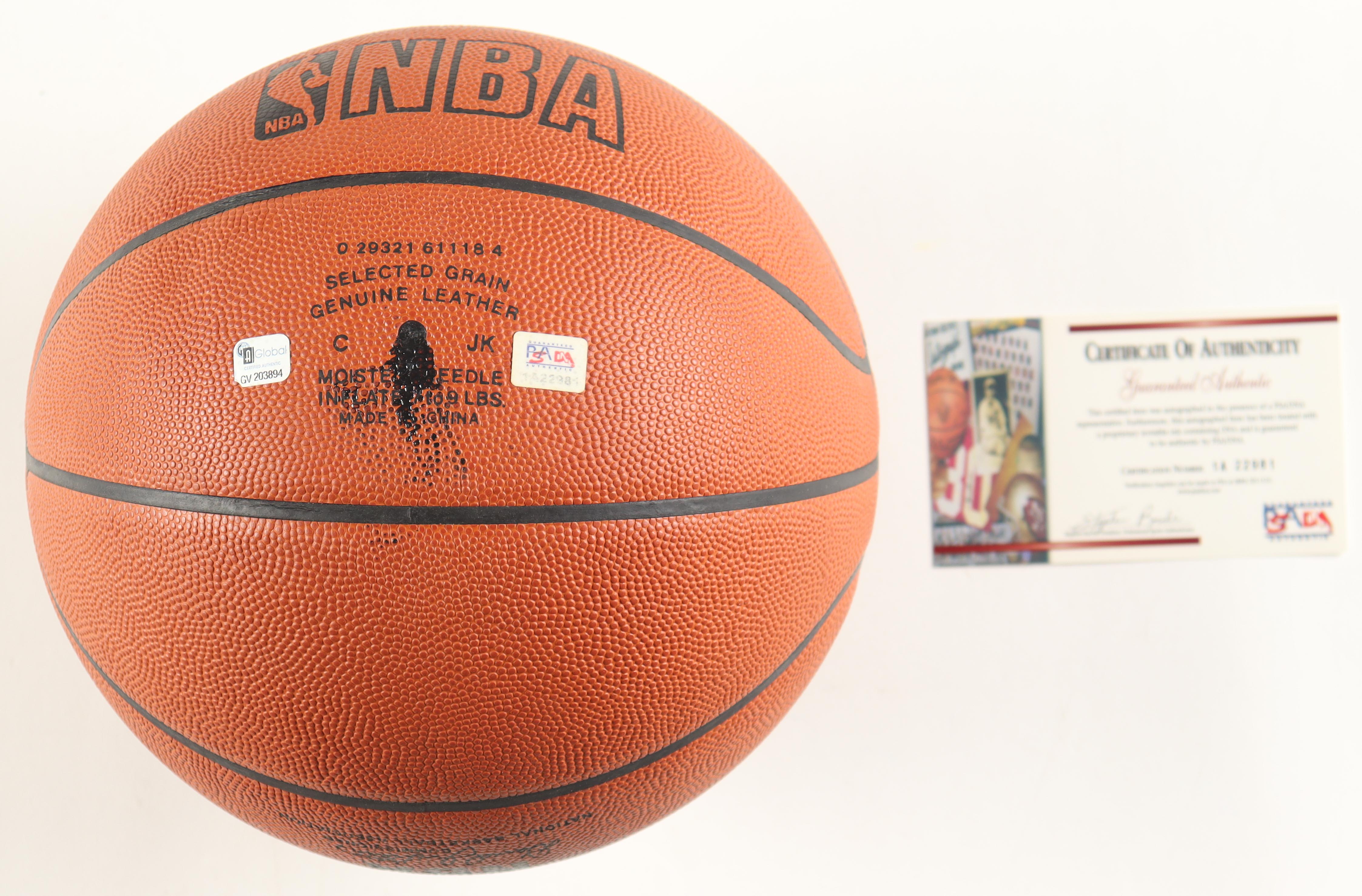 Kobe Bryant Signed 2001 Finals Logo Spalding Official NBA Game Ball (PSA) at PristineAuction.com Kobe Bryant Signed 2001 Finals Logo Spalding Official NBA Game Ball (PSA) at PristineAuction.com