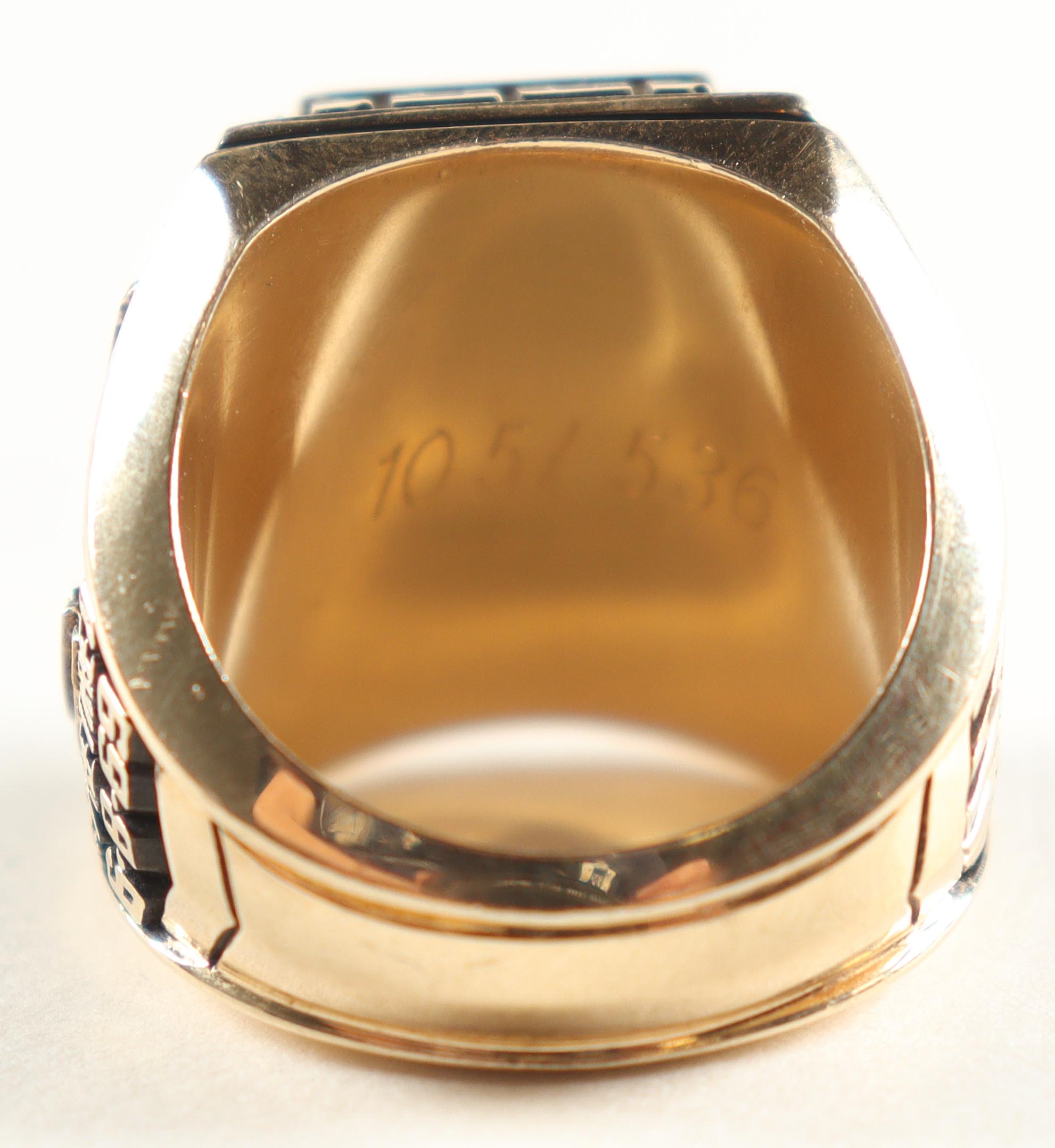 Mickey Mantle LE 1980's Career Ring #105/536 with Display Case at PristineAuction.com Mickey Mantle LE 1980's Career Ring #105/536 with Display Case at PristineAuction.com