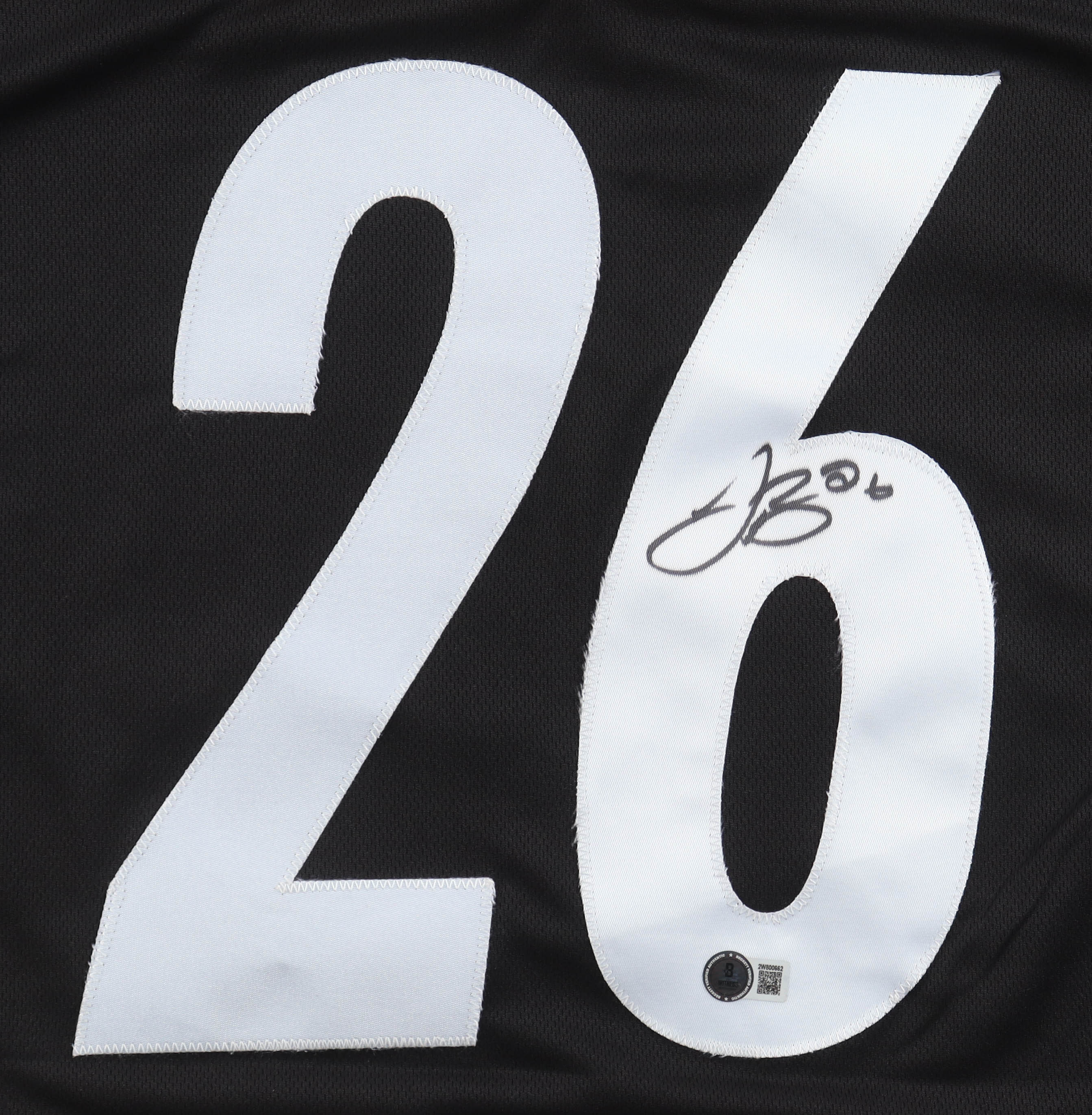 Le'Veon Bell Signed Jersey (Beckett) at PristineAuction.com Le'Veon Bell Signed Jersey (Beckett) at PristineAuction.com