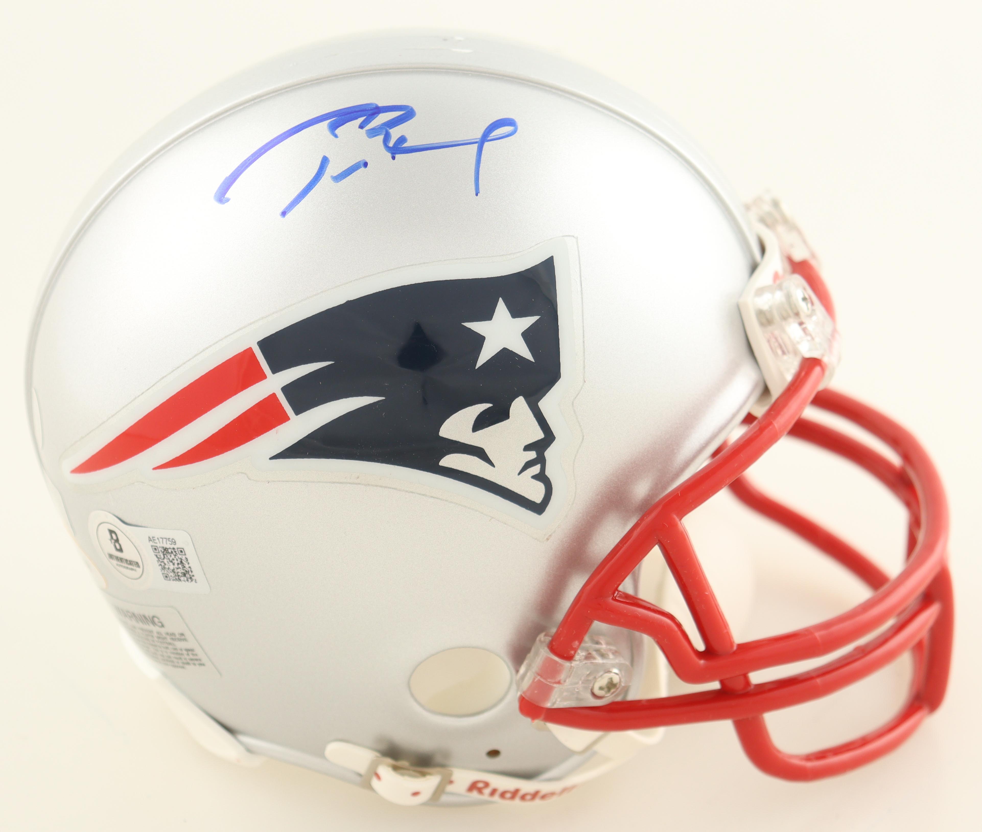 Tom Brady Signed Patriots Mini Helmet (Beckett & Tristar) at PristineAuction.com Tom Brady Signed Patriots Mini Helmet (Beckett & Tristar) at PristineAuction.com
