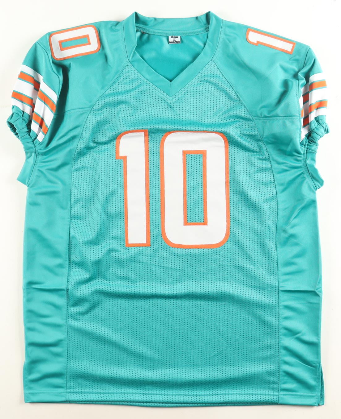 Tyreek Hill Signed Jersey (Beckett) at PristineAuction.com Tyreek Hill Signed Jersey (Beckett) at PristineAuction.com