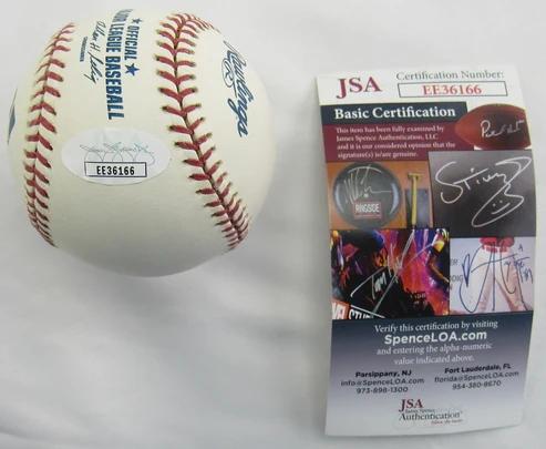 Chien-Ming Wang Signed OML Baseball (JSA) at PristineAuction.com Chien-Ming Wang Signed OML Baseball (JSA) at PristineAuction.com