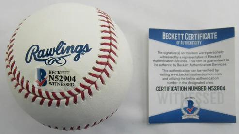 Jim Thome Signed OML Hall of Fame Logo Baseball (Beckett) at PristineAuction.com Jim Thome Signed OML Hall of Fame Logo Baseball (Beckett) at PristineAuction.com