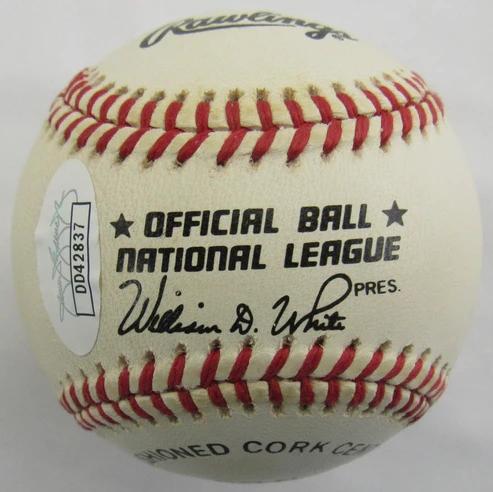 Willie Stargell Signed ONL Baseball (JSA) at PristineAuction.com Willie Stargell Signed ONL Baseball (JSA) at PristineAuction.com