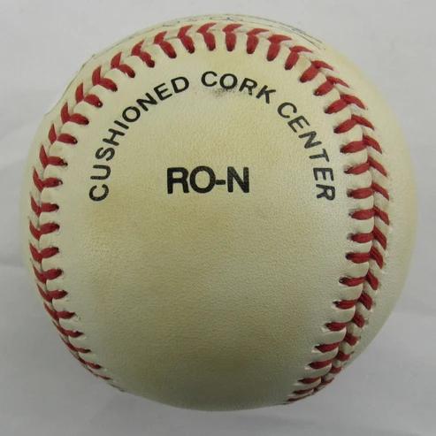 Greg Maddux Signed ONL Baseball (JSA) at PristineAuction.com Greg Maddux Signed ONL Baseball (JSA) at PristineAuction.com