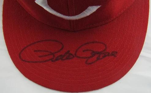 Pete Rose Signed Reds Hat (Beckett) at PristineAuction.com Pete Rose Signed Reds Hat (Beckett) at PristineAuction.com