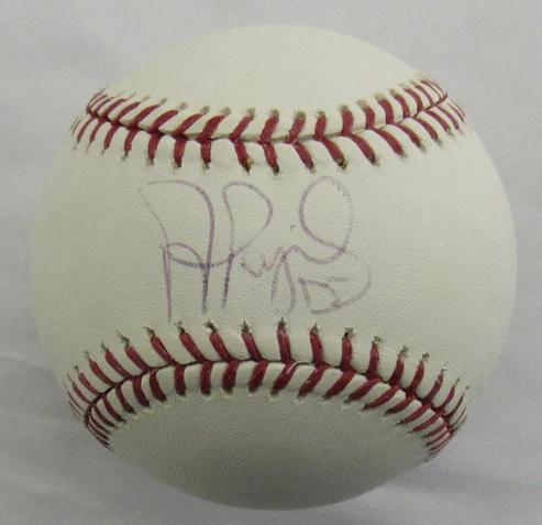 Albert Pujols Signed OML Baseball (JSA) at PristineAuction.com Albert Pujols Signed OML Baseball (JSA) at PristineAuction.com