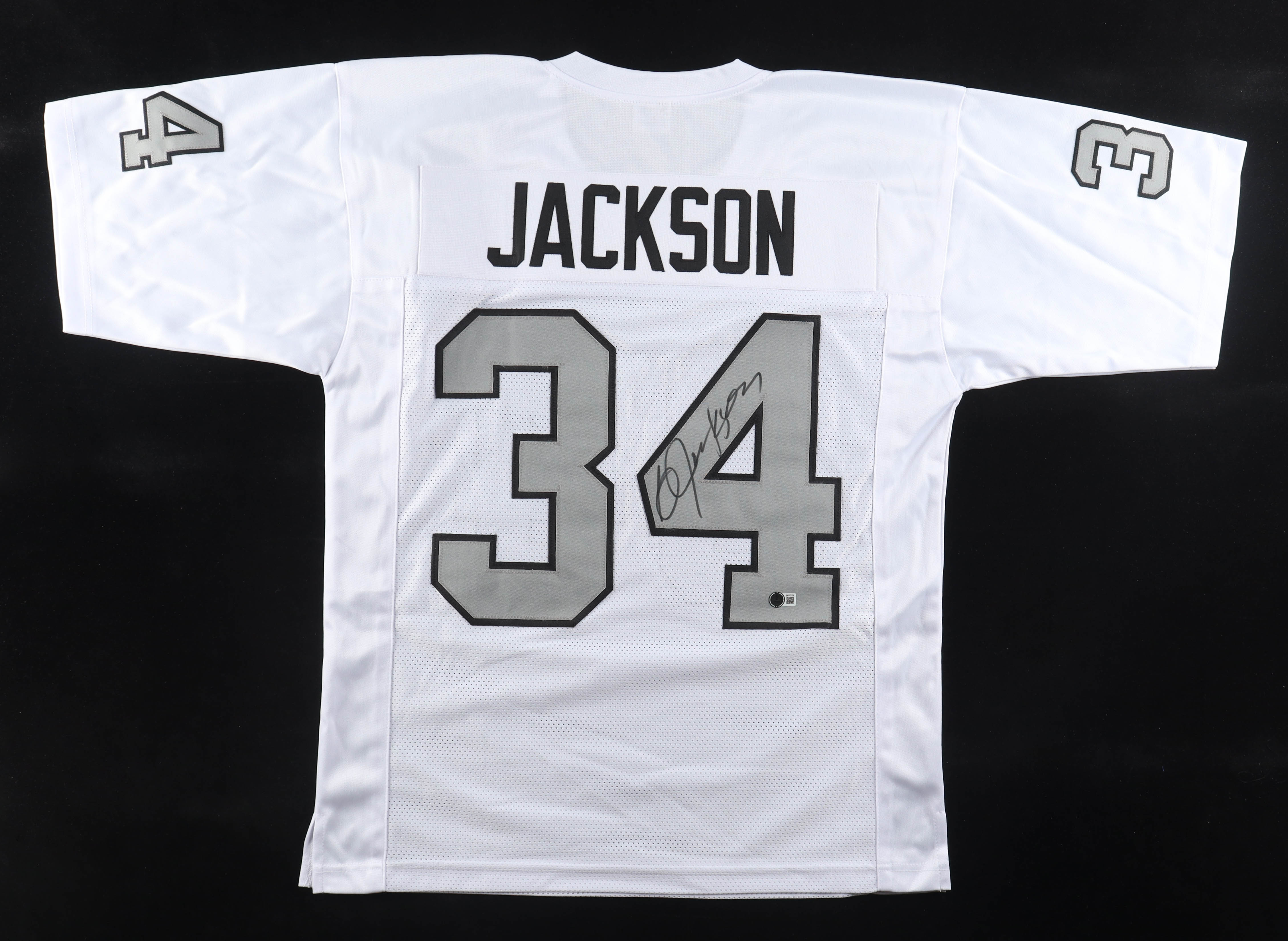Bo Jackson Signed Jersey (Beckett) at PristineAuction.com Bo Jackson Signed Jersey (Beckett) at PristineAuction.com
