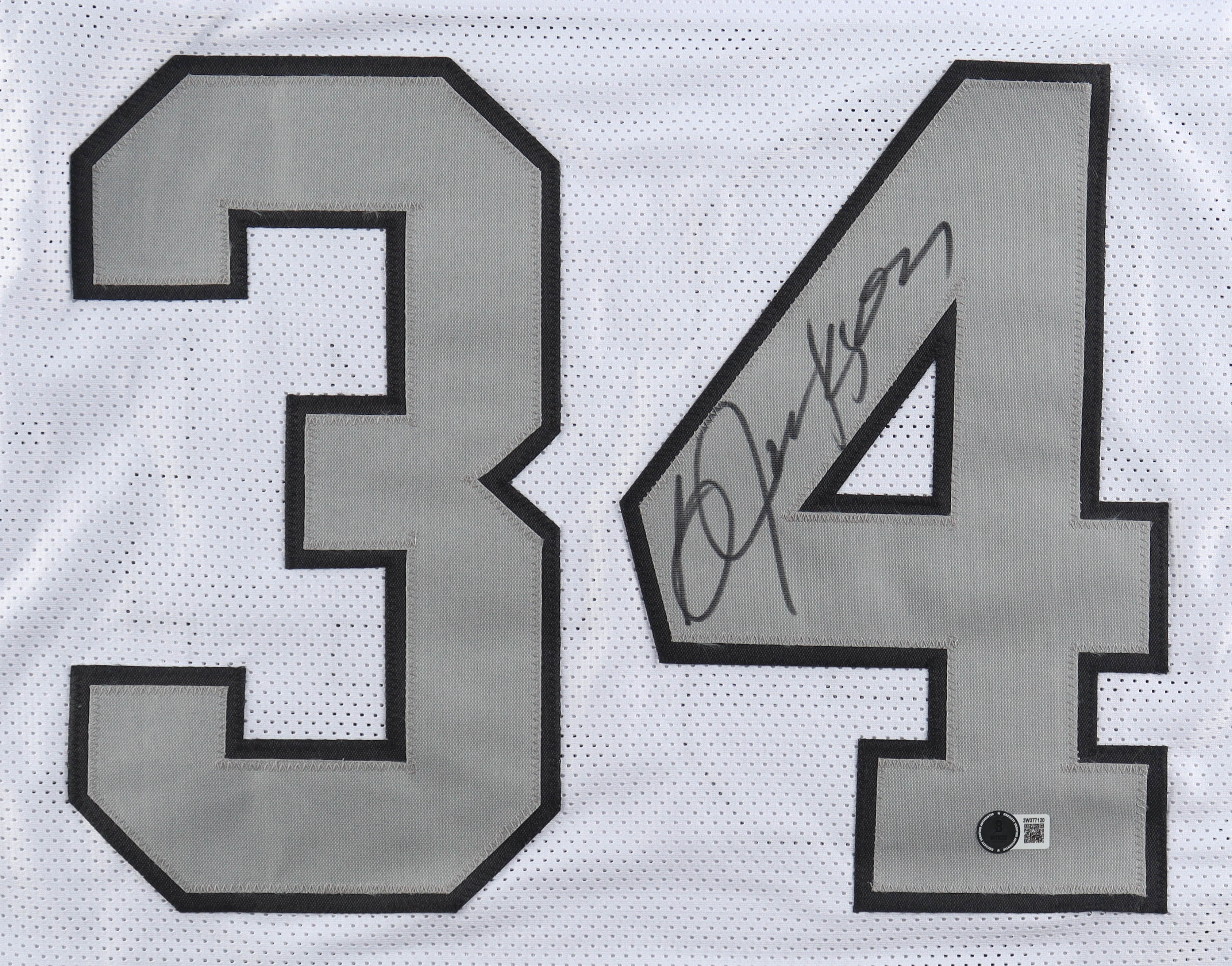 Bo Jackson Signed Jersey (Beckett) at PristineAuction.com Bo Jackson Signed Jersey (Beckett) at PristineAuction.com