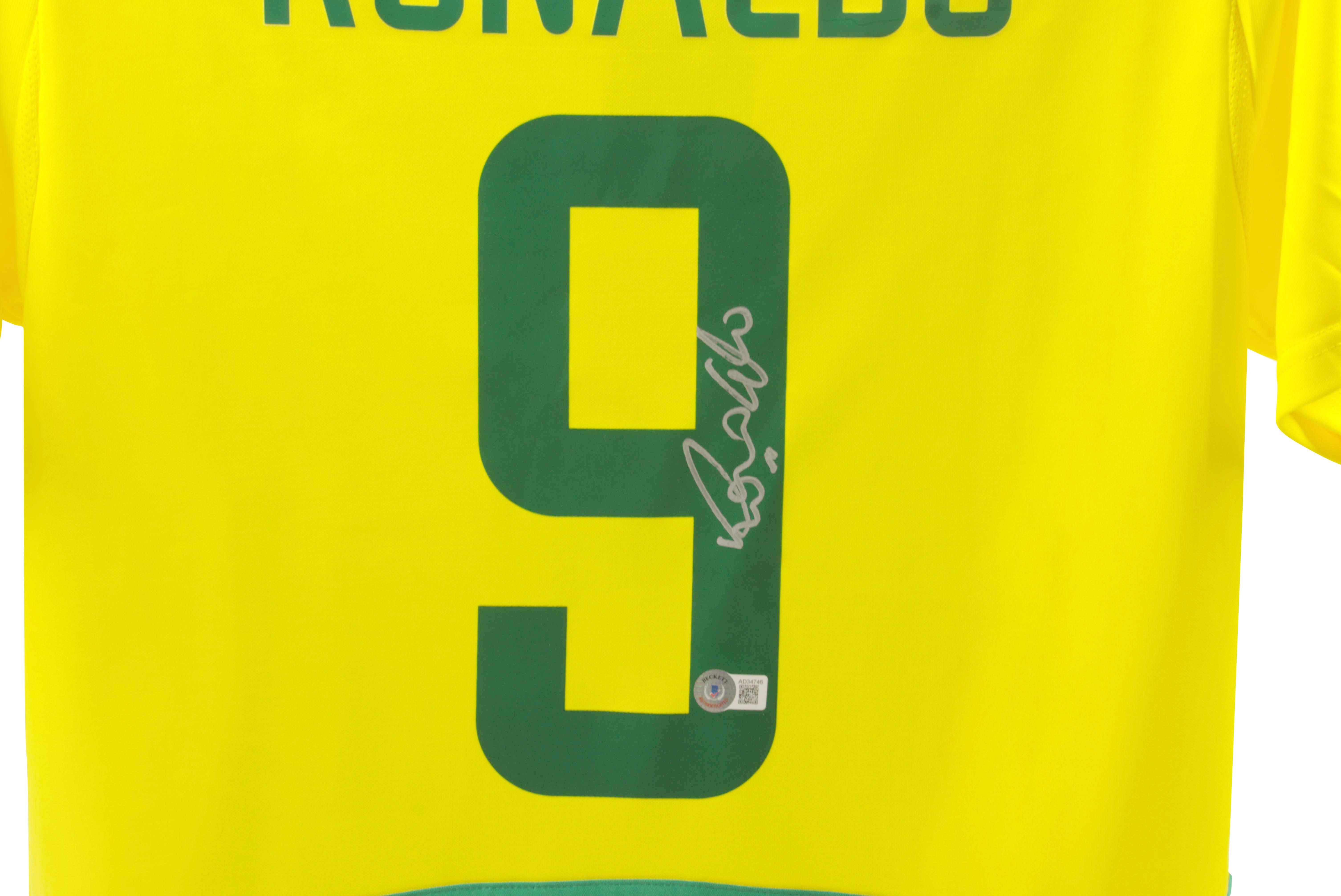 Ronaldo Nazario Signed Jersey (Beckett) at PristineAuction.com Ronaldo Nazario Signed Jersey (Beckett) at PristineAuction.com