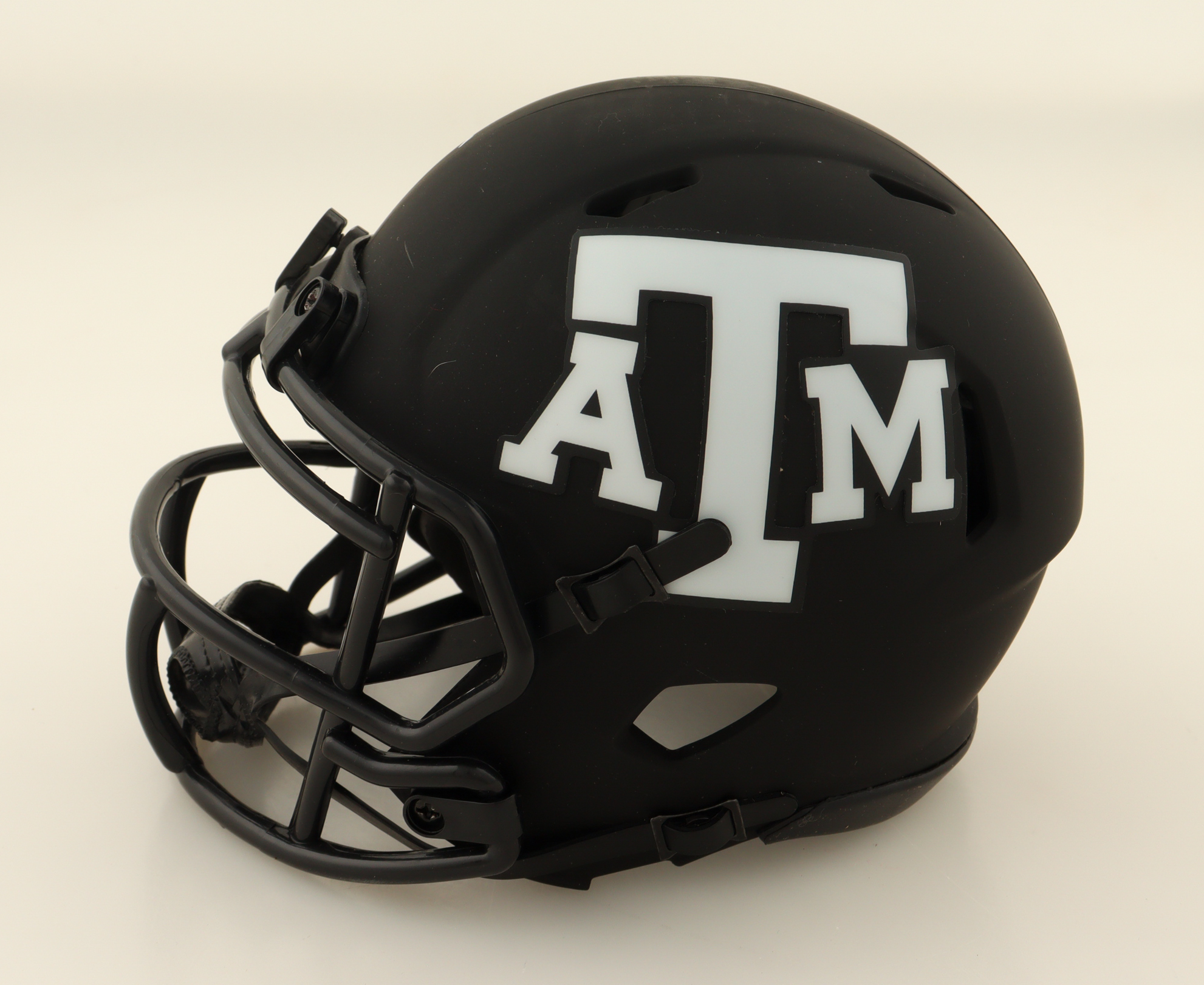 Isaiah Spiller Signed Texas A&M Aggies Speed Mini Helmet (Beckett) at PristineAuction.com Isaiah Spiller Signed Texas A&M Aggies Speed Mini Helmet (Beckett) at PristineAuction.com