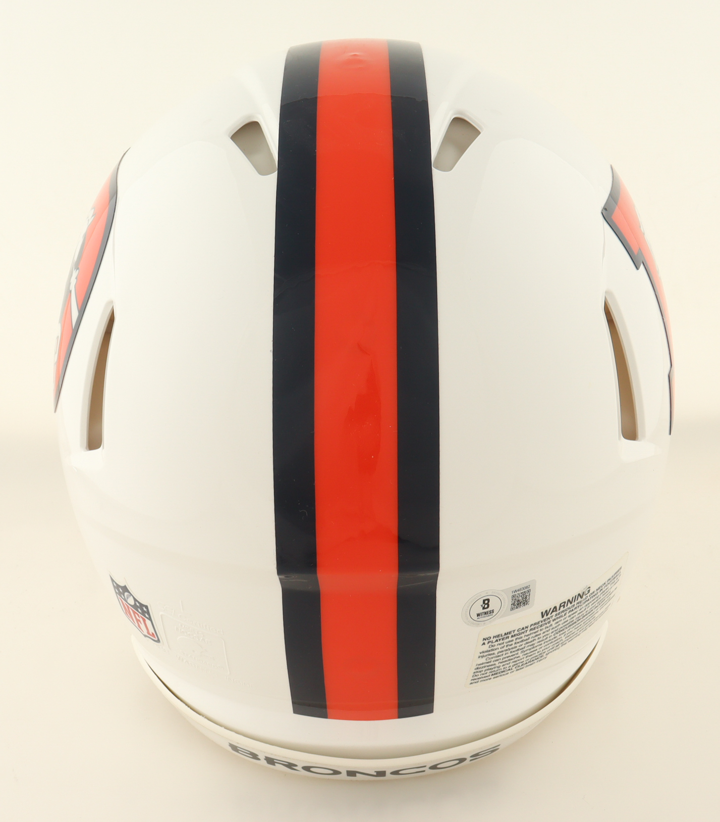 Javonte Williams Signed Broncos Full-Size Authentic On-Field Throwback Alternate Speed Helmet (Beckett) at PristineAuction.com Javonte Williams Signed Broncos Full-Size Authentic On-Field Throwback Alternate Speed Helmet (Beckett) at PristineAuction.com