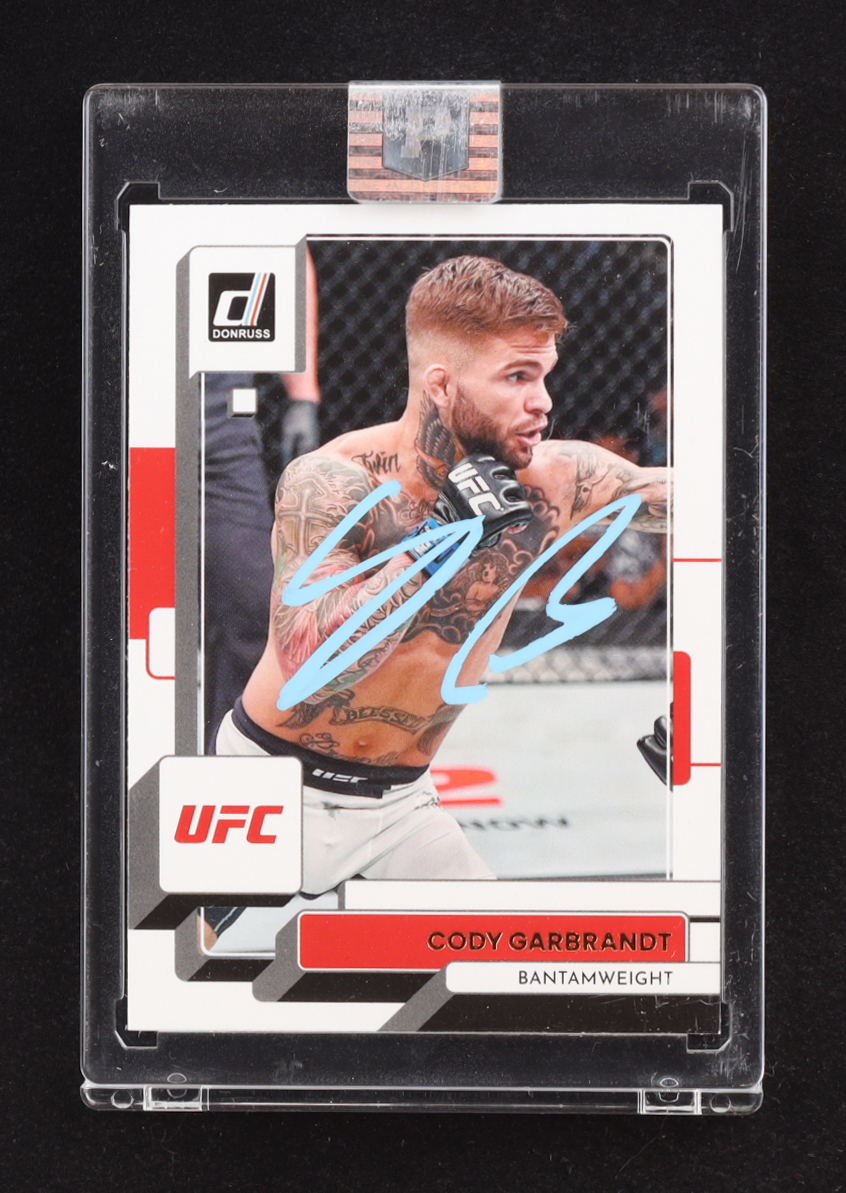 Cody Garbrandt Signed 2023 Donruss UFC #198 (PA) at PristineAuction.com Cody Garbrandt Signed 2023 Donruss UFC #198 (PA) at PristineAuction.com