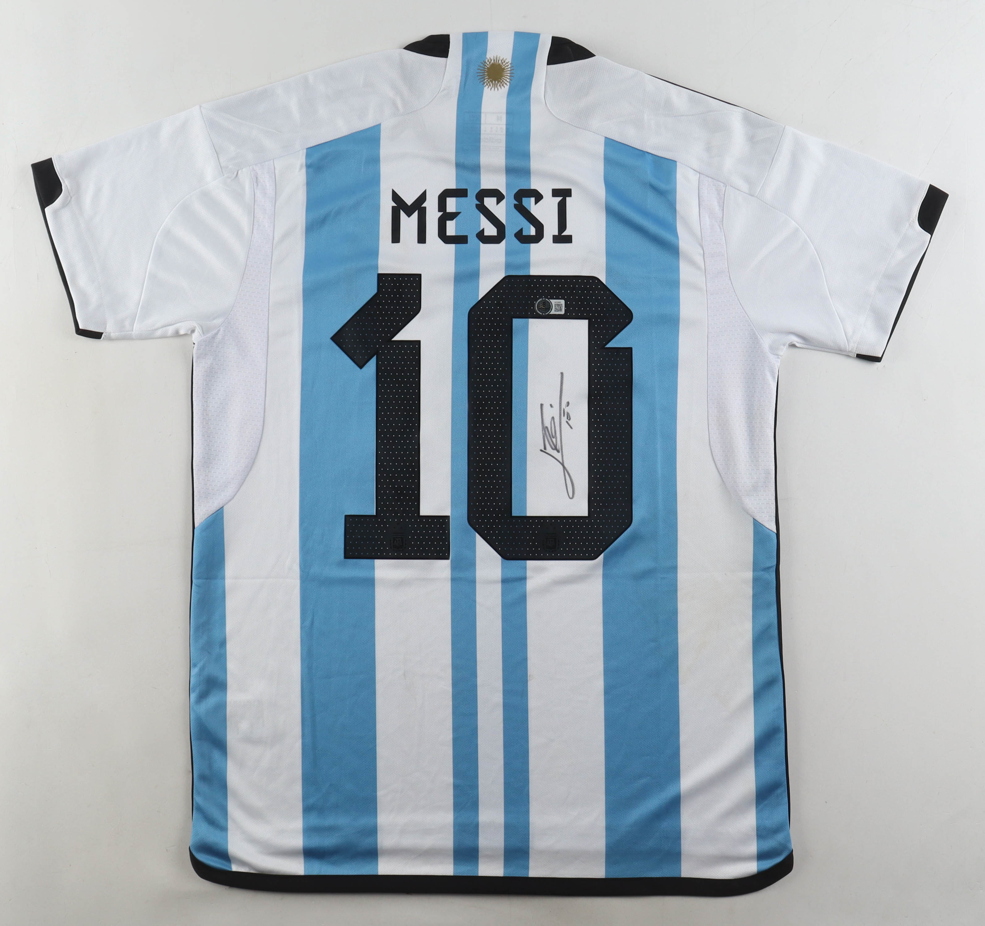 Lionel Messi Signed Argentina Adidas Authentic Jersey Inscribed "Leo" (Beckett) at PristineAuction.com Lionel Messi Signed Argentina Adidas Authentic Jersey Inscribed "Leo" (Beckett) at PristineAuction.com