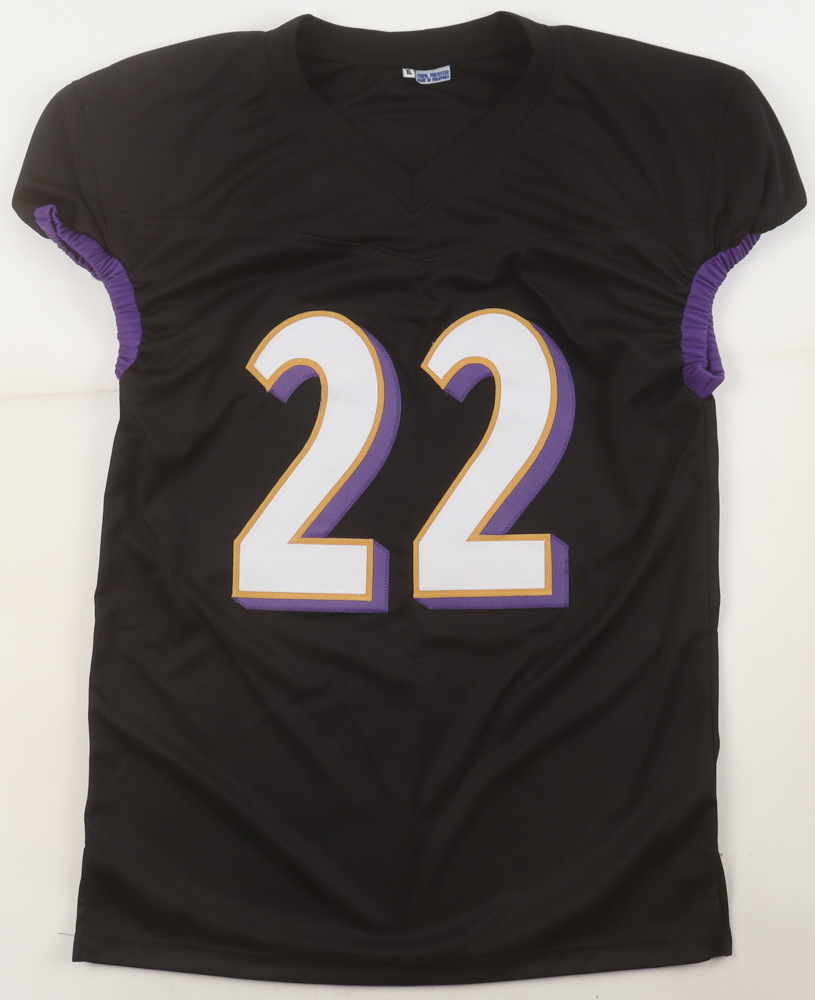 Derrick Henry Signed Jersey (Beckett) at PristineAuction.com Derrick Henry Signed Jersey (Beckett) at PristineAuction.com