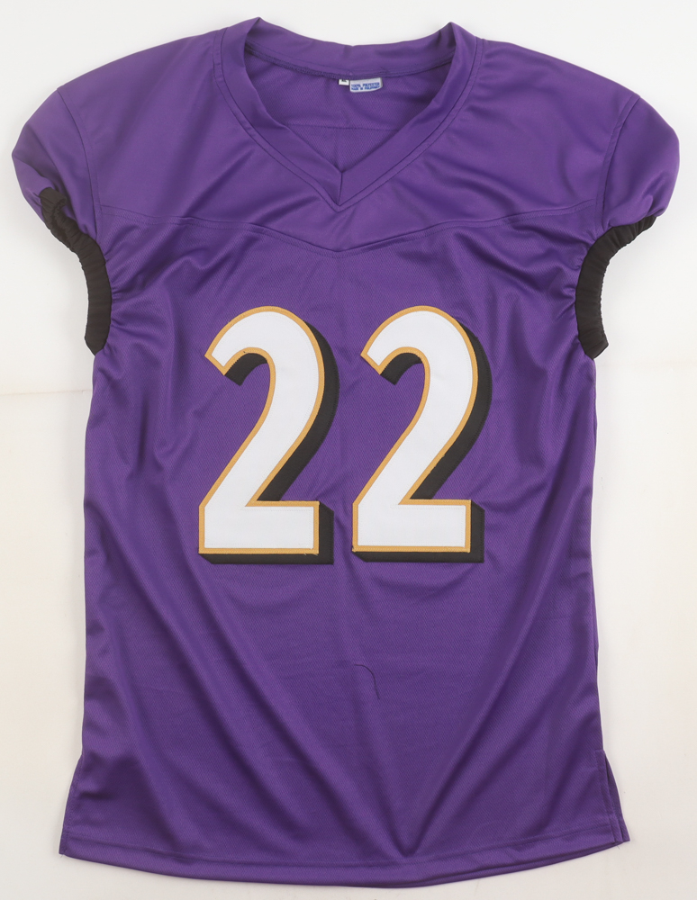 Derrick Henry Signed Jersey (Beckett) at PristineAuction.com Derrick Henry Signed Jersey (Beckett) at PristineAuction.com