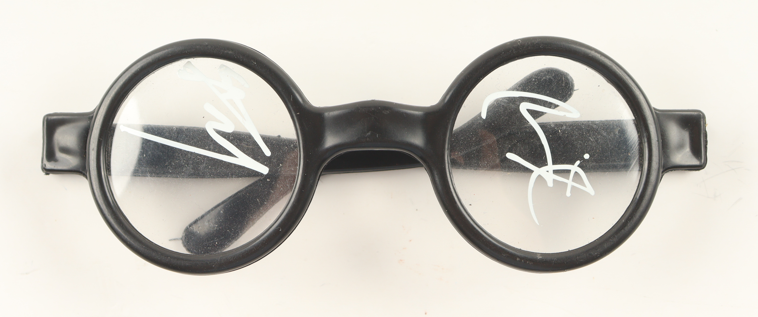 Daniel Radcliffe Signed "Harry Potter" Replica Glasses (ACOA) at PristineAuction.com Daniel Radcliffe Signed "Harry Potter" Replica Glasses (ACOA) at PristineAuction.com