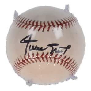 Willie Mays Signed OML Baseball (Jackson) at PristineAuction.com Willie Mays Signed OML Baseball (Jackson) at PristineAuction.com