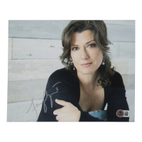 Amy Grant Signed 8x10 Photo (Beckett) at PristineAuction.com