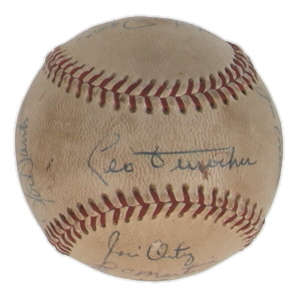 1971 Cubs Baseball Team-Signed by (16) with Leo Durocher, Ernie Banks, Ron Santo, Joe Pepitone (JSA) at PristineAuction.com 1971 Cubs Baseball Team-Signed by (16) with Leo Durocher, Ernie Banks, Ron Santo, Joe Pepitone (JSA) at PristineAuction.com