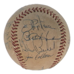1971 Cubs Baseball Team-Signed by (16) with Leo Durocher, Ernie Banks, Ron Santo, Joe Pepitone (JSA) at PristineAuction.com 1971 Cubs Baseball Team-Signed by (16) with Leo Durocher, Ernie Banks, Ron Santo, Joe Pepitone (JSA) at PristineAuction.com