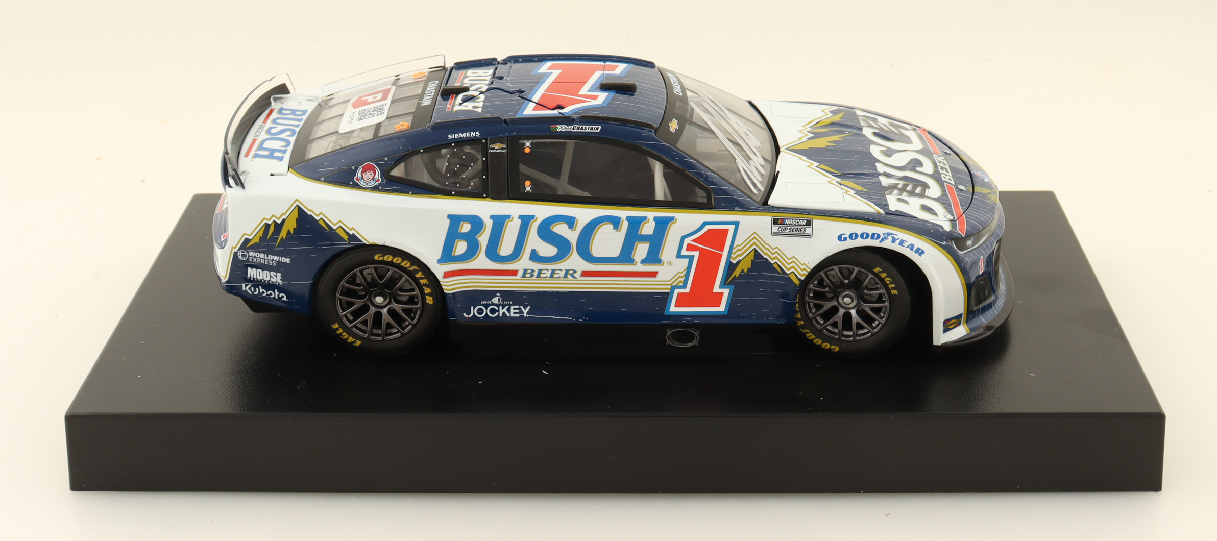 Ross Chastain Signed 2024 #1 Busch Light Retro Chevrolet Camaro ZL1 | 1:24 Diecast Car (PA) at PristineAuction.com Ross Chastain Signed 2024 #1 Busch Light Retro Chevrolet Camaro ZL1 | 1:24 Diecast Car (PA) at PristineAuction.com