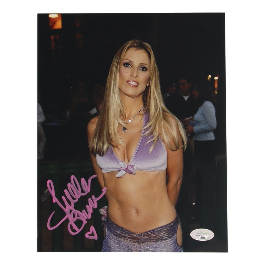 Jillian Barberie Signed 8x10 Photo (JSA) at PristineAuction.com Jillian Barberie Signed 8x10 Photo (JSA) at PristineAuction.com