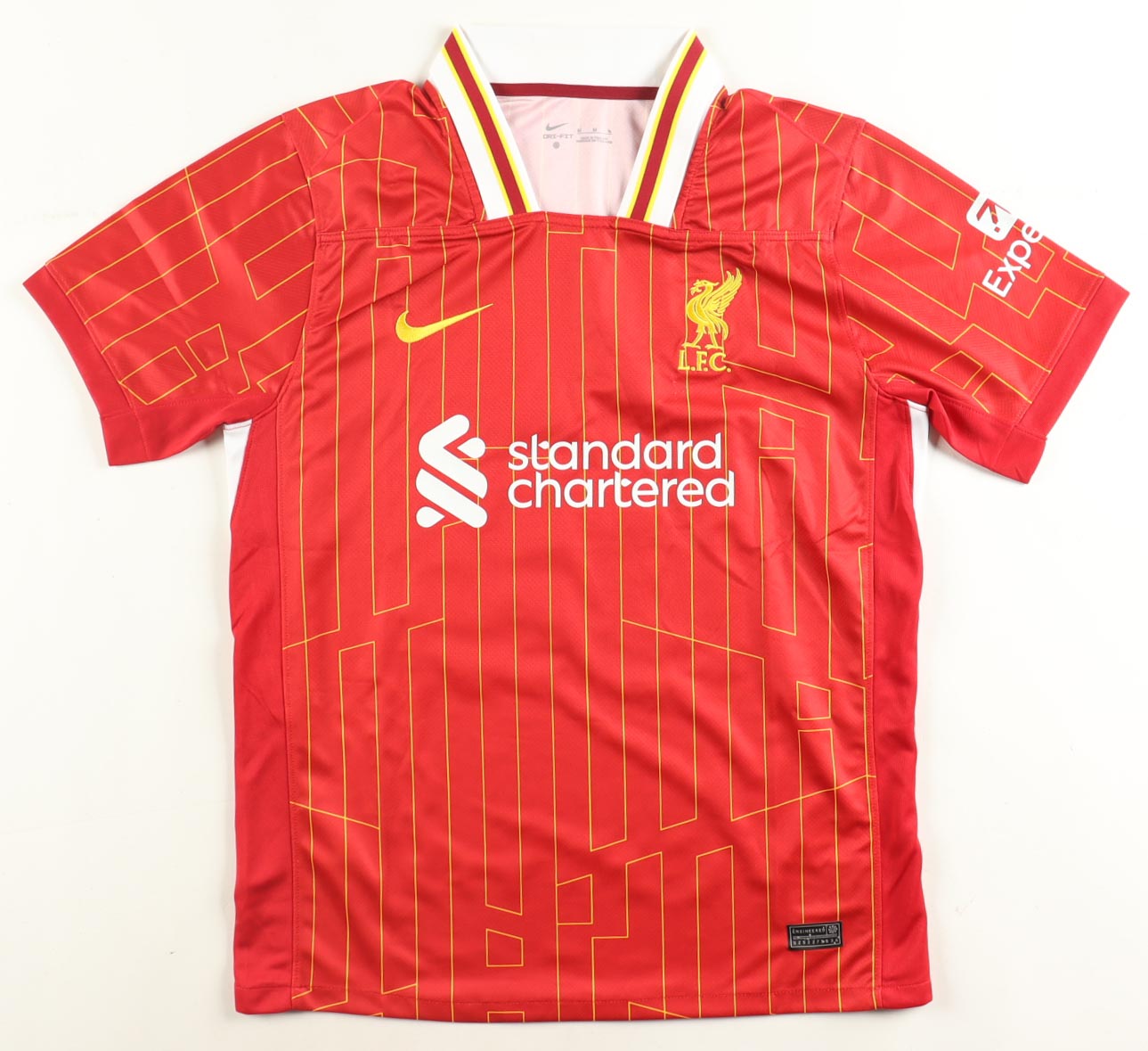 Trent Alexander-Arnold Signed Jersey (Beckett) at PristineAuction.com Trent Alexander-Arnold Signed Jersey (Beckett) at PristineAuction.com